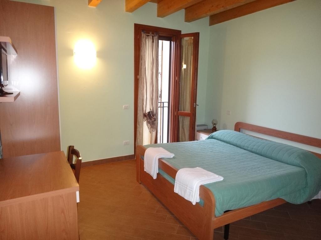 Agriturismo San Valentino Castellarano Phòng bức ảnh